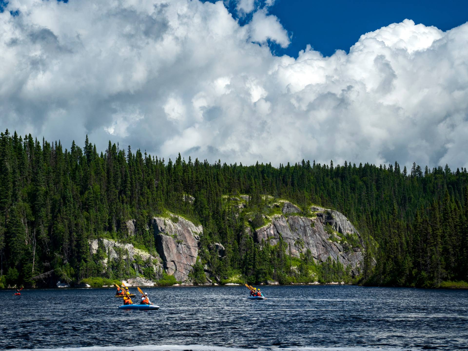 sea-kayaks-last-lake
