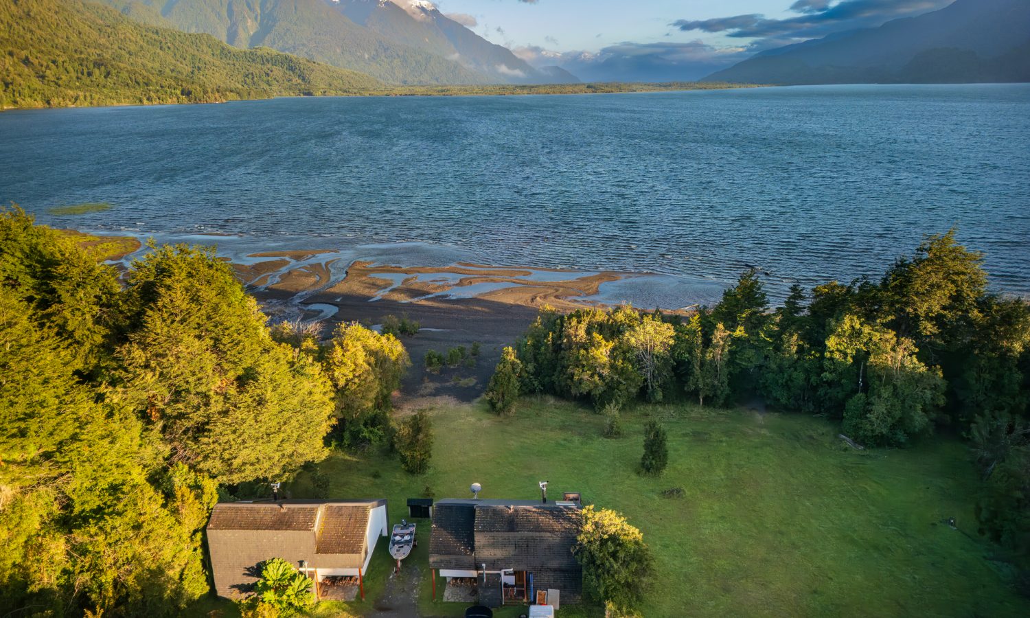 Yelcho Lodge on Lago Yelcho, final night of the Earth River Futaleufú trip